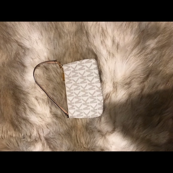 Purse - Picture 2 of 2